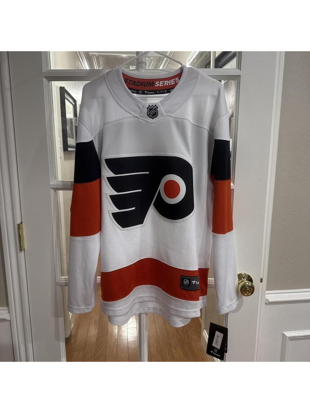 NHL NWT Philadelphia Flyers Fanatics Breakaway Small Stadium Series Jersey